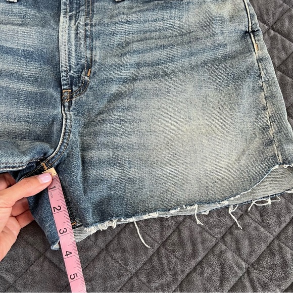 Madewell The Perfect Jean Short Women’s 30 Tulip Hem Denim High Rise Cut Off B4 - Picture 4 of 11